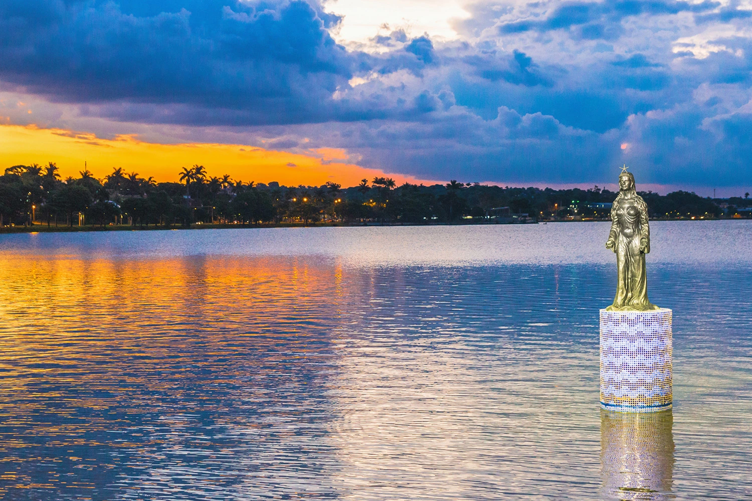 Monumento à Iemanjá - Pampulha, Belo Horizonte